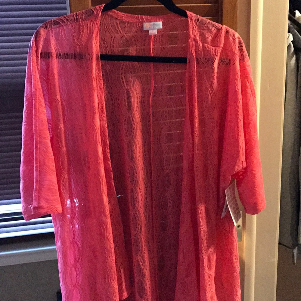 Small Lularoe lindsay cover up